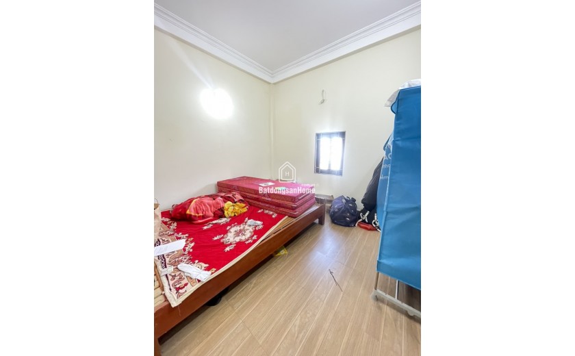 BÁN NHÀ 337 ĐỊNH CÔNG-GẦN PHỐ-RỘNG NỞ HẬU-38M-4 TẦNG-4PN GIÁ 7 TỶ